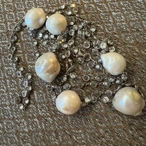 Elegant sterling Silver and Cream barque Pearl Necklace with bezel set crystals